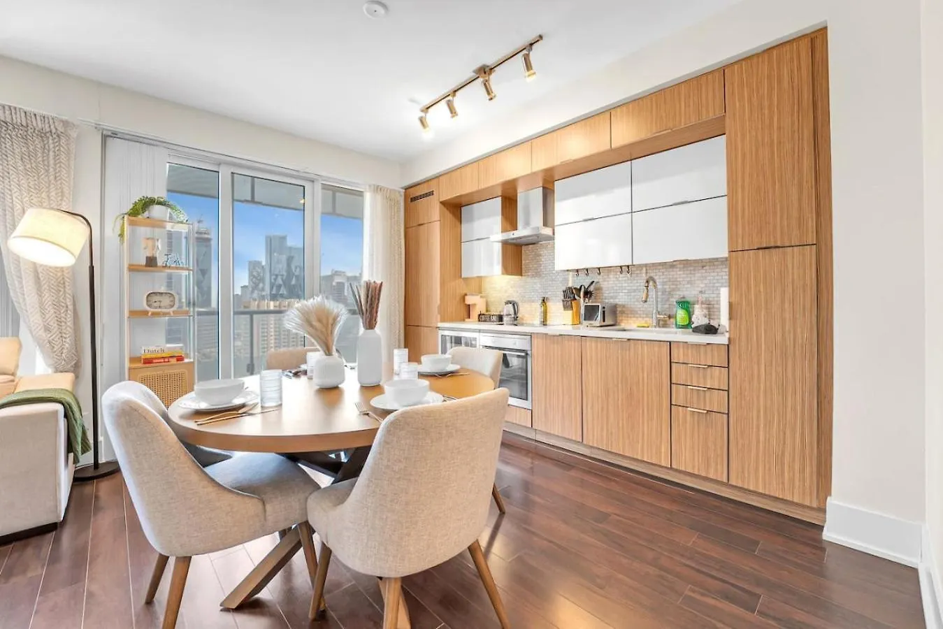 Boho 2Bdrm Sleeps 6 Near Rogers Mtcc Union Cn Tower Villa Toronto 0*,