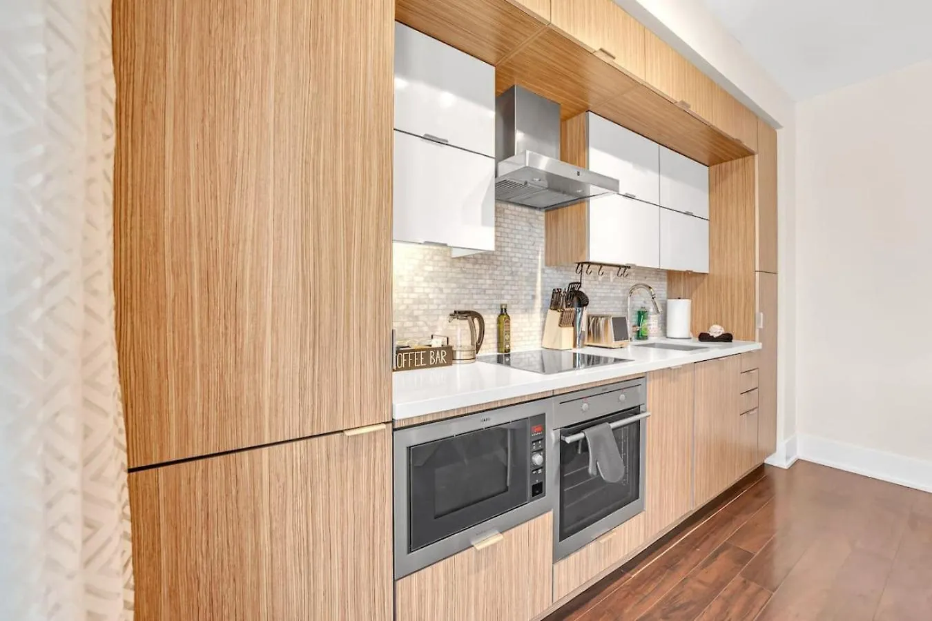 Boho 2Bdrm Sleeps 6 Near Rogers Mtcc Union Cn Tower Villa Toronto 0*,  Canada