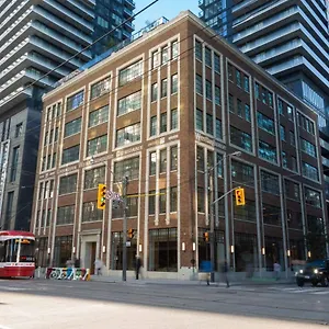 Отель Sutton Place, Торонто